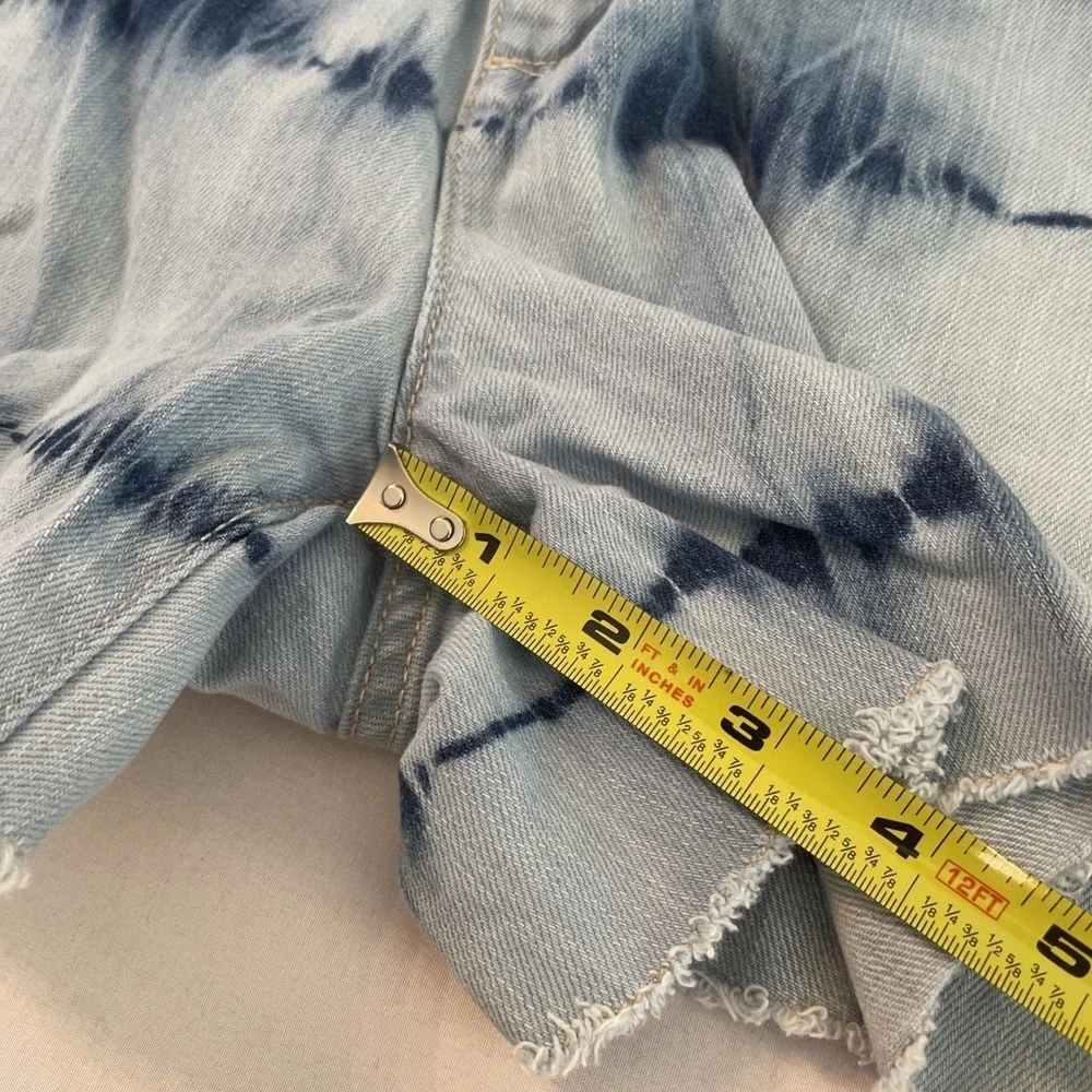 Childrens Place Denim Tie Dye Shorts Girls Size 16 Blue White Frayed Hem Shortie